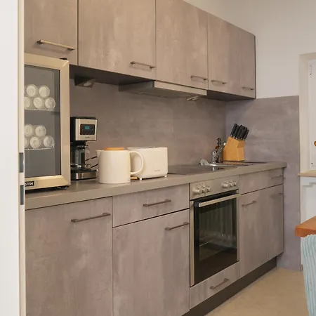 Einzigartiges Scandi Apartment - Innenstadt Mit Parkplatz, Balkon & Wlan - Perfekt Fuer Radfahrer Riedlingen Exterior foto