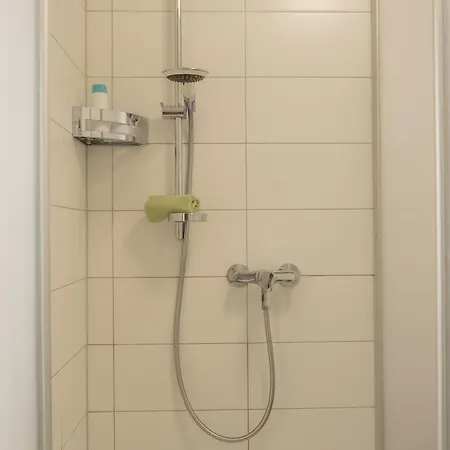 Einzigartiges Scandi Apartment - Innenstadt Mit Parkplatz, Balkon & Wlan - Perfekt Fuer Radfahrer Riedlingen Exterior foto