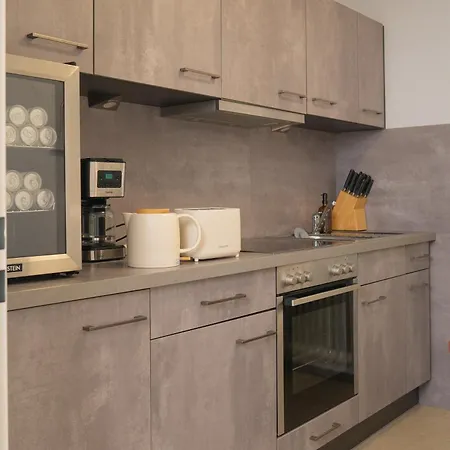 Einzigartiges Scandi Apartment - Innenstadt Mit Parkplatz, Balkon & Wlan - Perfekt Fuer Radfahrer Riedlingen Exterior foto