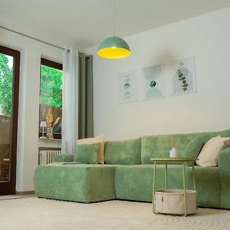 Einzigartiges Scandi Apartment - Innenstadt Mit Parkplatz, Balkon & Wlan - Perfekt Fuer Radfahrer Riedlingen Exterior foto