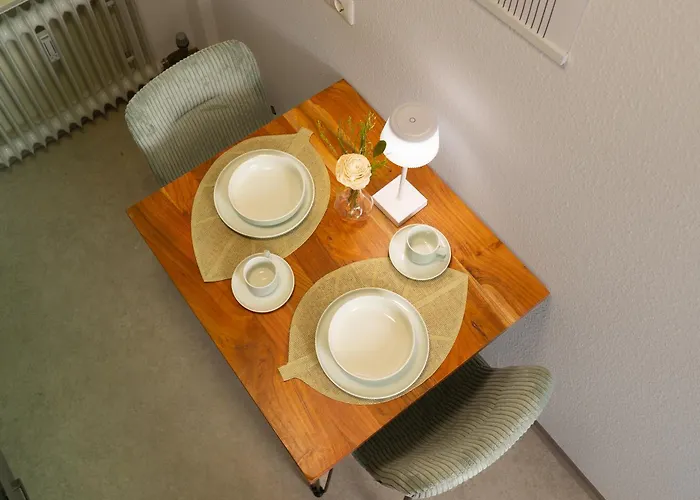 Einzigartiges Scandi Apartment - Innenstadt Mit Parkplatz, Balkon & Wlan - Perfekt Fuer Radfahrer